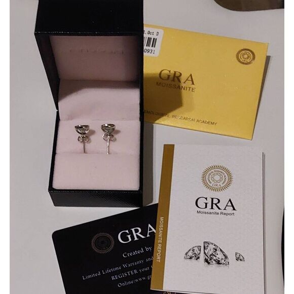 CERTIFIED~2 Carat Genuine Moissanite Round Bezel Set Stud Earrings - Picture 4 of 5